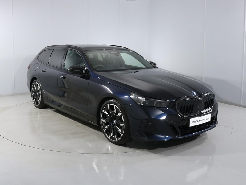 2025 (75) BMW 5 SERIES 530e M Sport Pro 5dr Auto