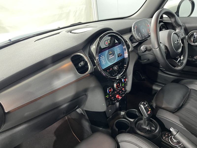 2024 (24) MINI HATCHBACK 2.0 Cooper S Exclusive Premium 3dr Auto 5358664