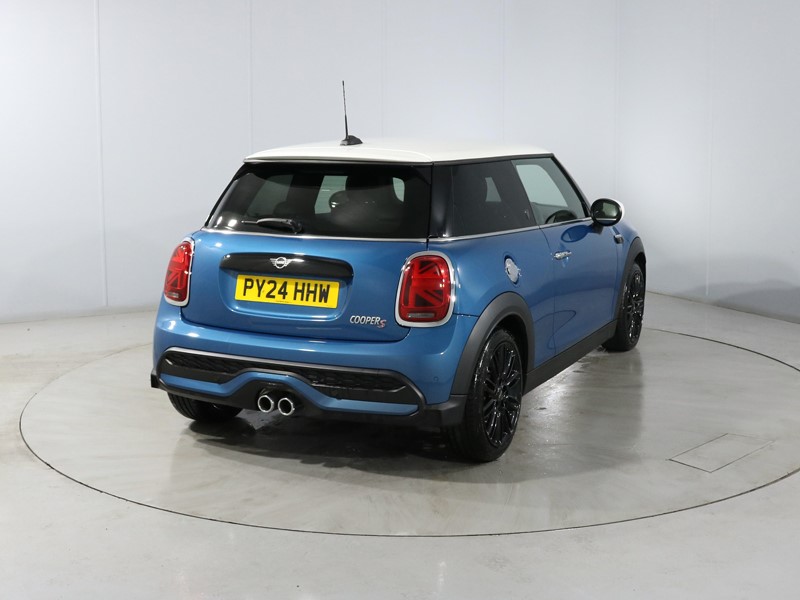 2024 (24) MINI HATCHBACK 2.0 Cooper S Exclusive Premium 3dr Auto 5358698
