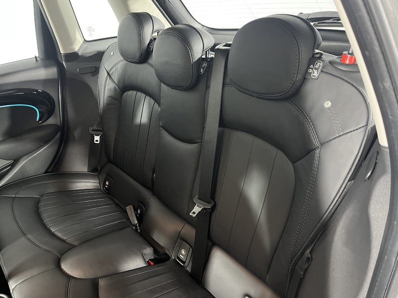 2019 (68) MINI HATCHBACK 1.5 Cooper Exclusive II 5dr Auto 5373765