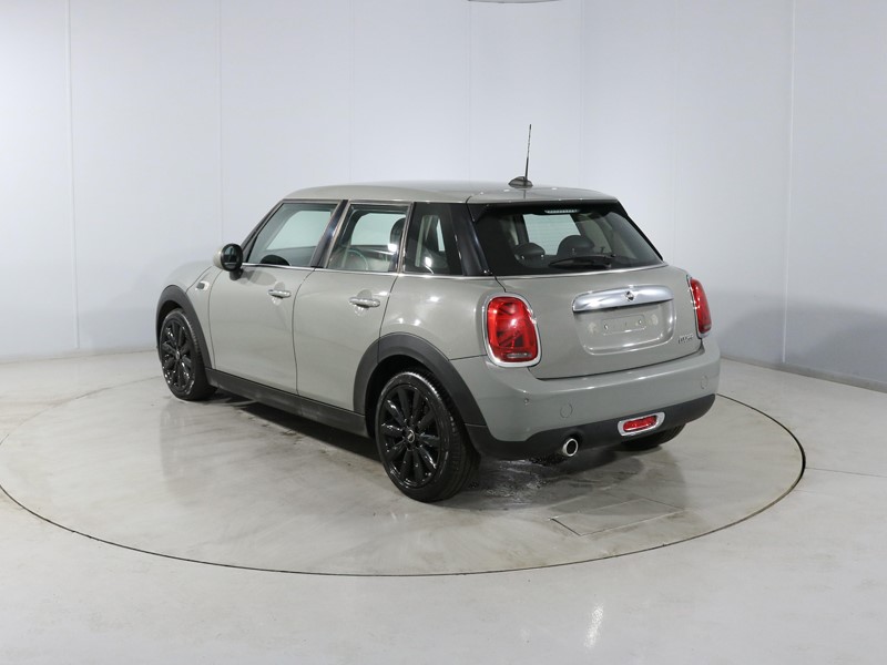 2019 (68) MINI HATCHBACK 1.5 Cooper Exclusive II 5dr Auto