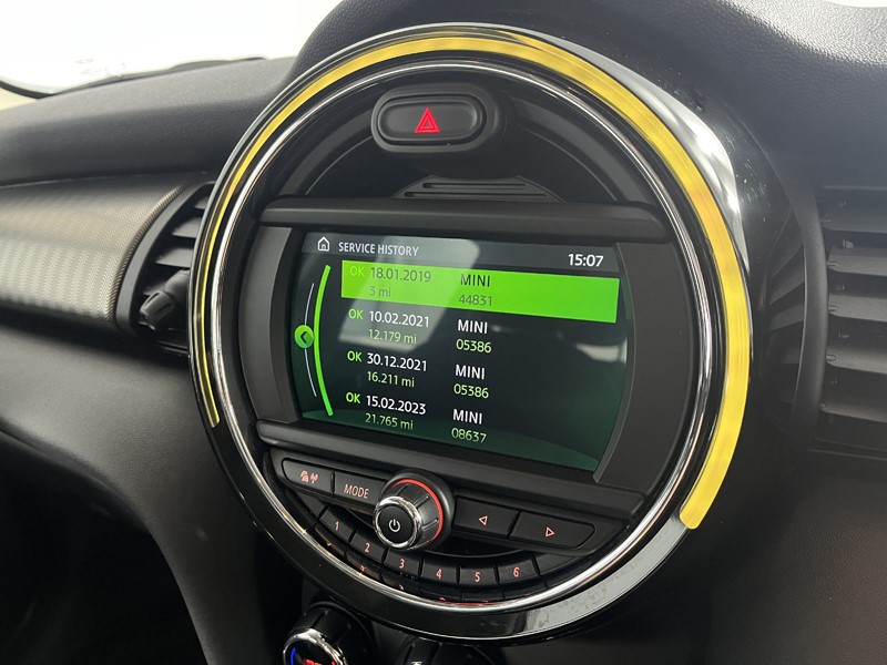 2019 (68) MINI HATCHBACK 1.5 Cooper Exclusive II 5dr Auto 5373782