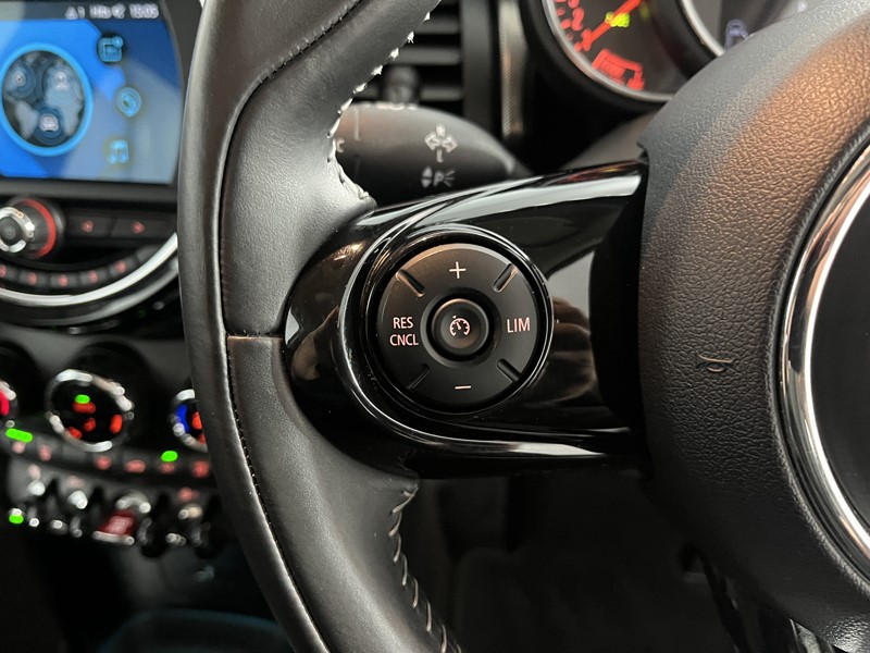 2019 (68) MINI HATCHBACK 1.5 Cooper Exclusive II 5dr Auto 5373776
