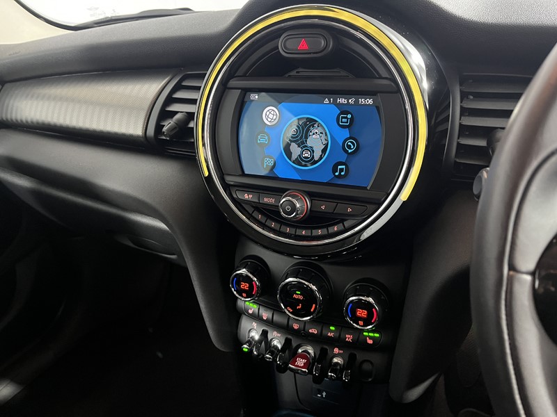 2019 (68) MINI HATCHBACK 1.5 Cooper Exclusive II 5dr Auto 5373761