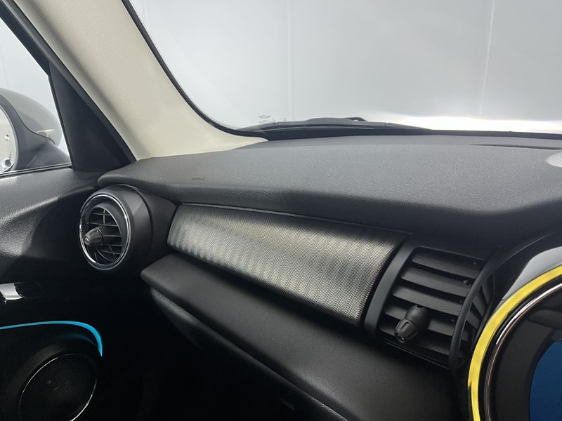 2019 (68) MINI HATCHBACK 1.5 Cooper Exclusive II 5dr Auto 5373779