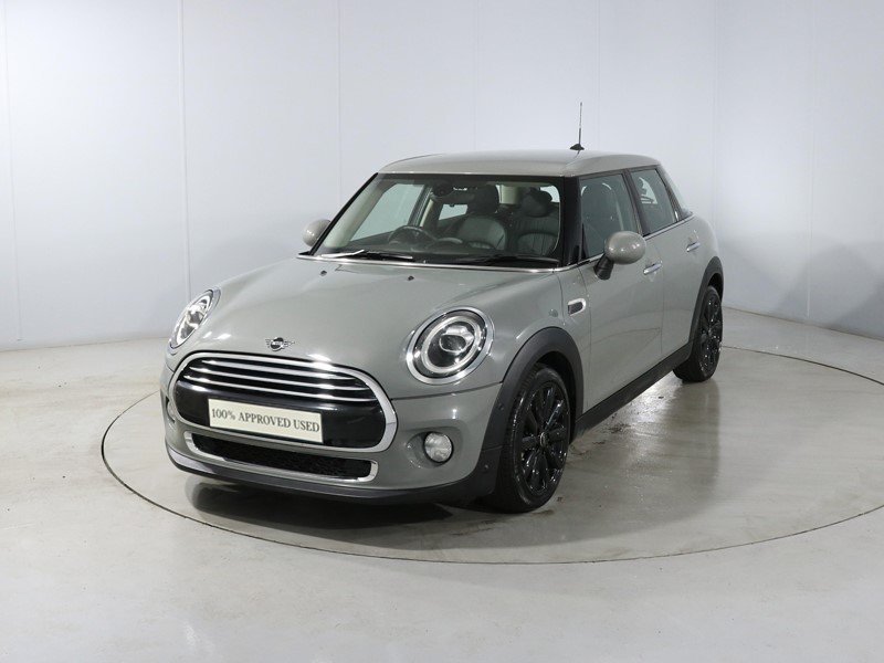 2019 (68) MINI HATCHBACK 1.5 Cooper Exclusive II 5dr Auto 5373795