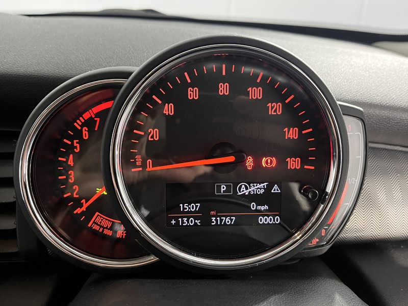 2019 (68) MINI HATCHBACK 1.5 Cooper Exclusive II 5dr Auto 5373762