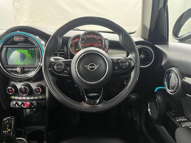 2019 (68) MINI HATCHBACK 1.5 Cooper Exclusive II 5dr Auto 5373758