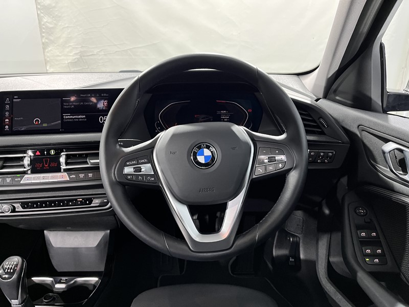 2022 (72) BMW 1 SERIES 118i [136] Sport 5dr [Live Cockpit Professional] 5370303