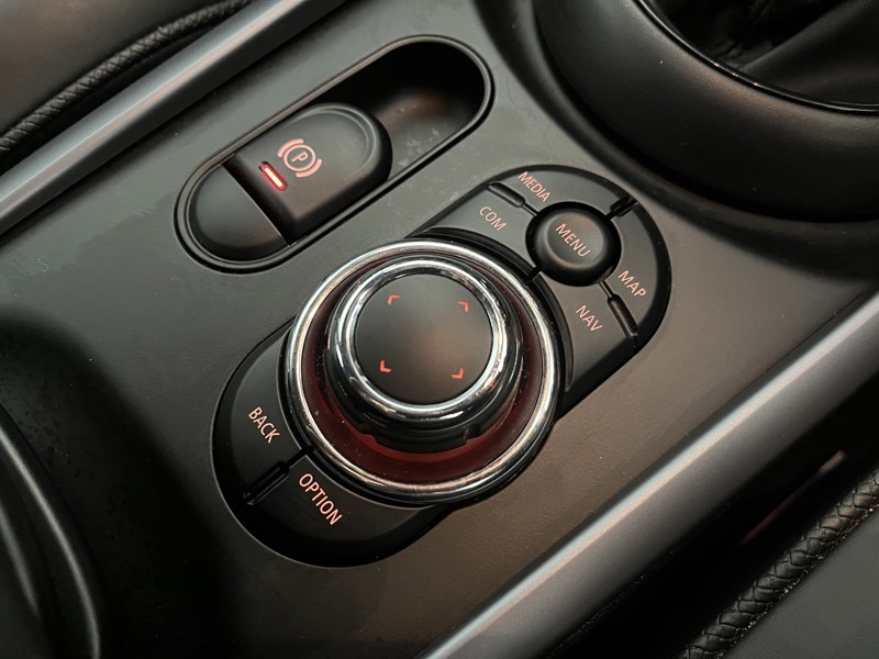 2022 (72) MINI CLUBMAN 1.5 Cooper Exclusive Premium 6dr Auto 5373600
