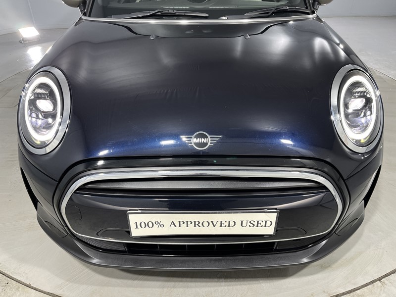 2022 (72) MINI HATCHBACK 1.5 Cooper Exclusive 3dr Auto 5370534