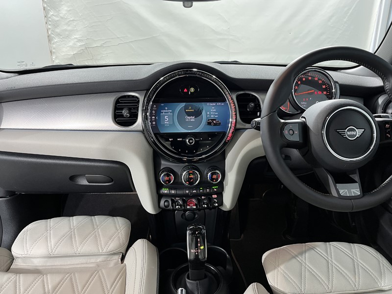 2022 (72) MINI HATCHBACK 1.5 Cooper Exclusive 3dr Auto 5370502
