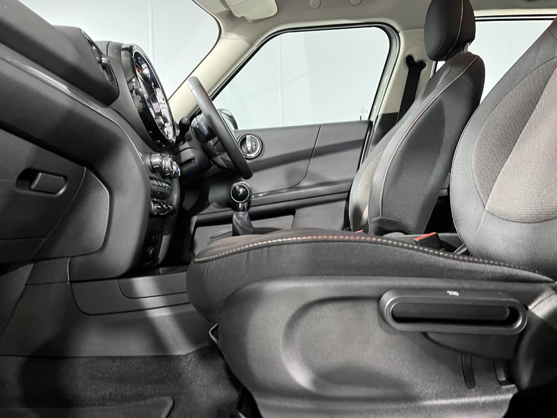 2022 (22) MINI COUNTRYMAN 1.5 Cooper Classic 5dr 5368907