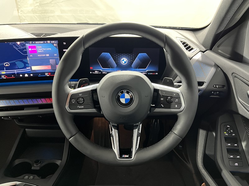 2025 (75) BMW 1 SERIES 120 M Sport 5dr Step Auto 5379076