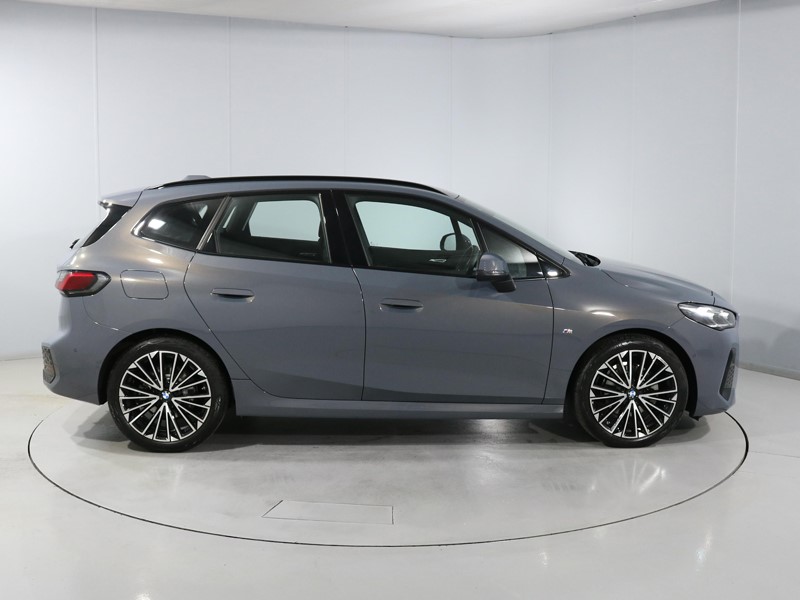 2023 (23) BMW 2 SERIES 218d M Sport 5dr DCT 5393010