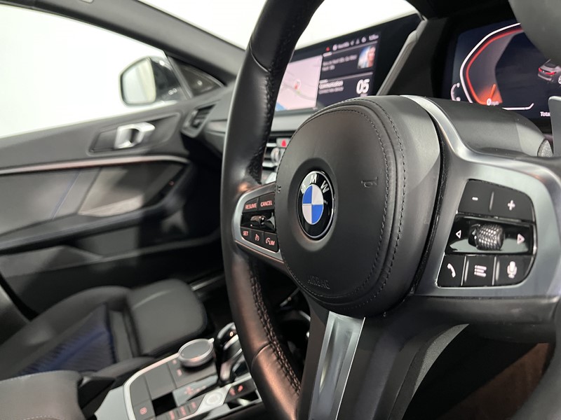 2023 (23) BMW 2 SERIES 220i M Sport 4dr Step Auto 5368584