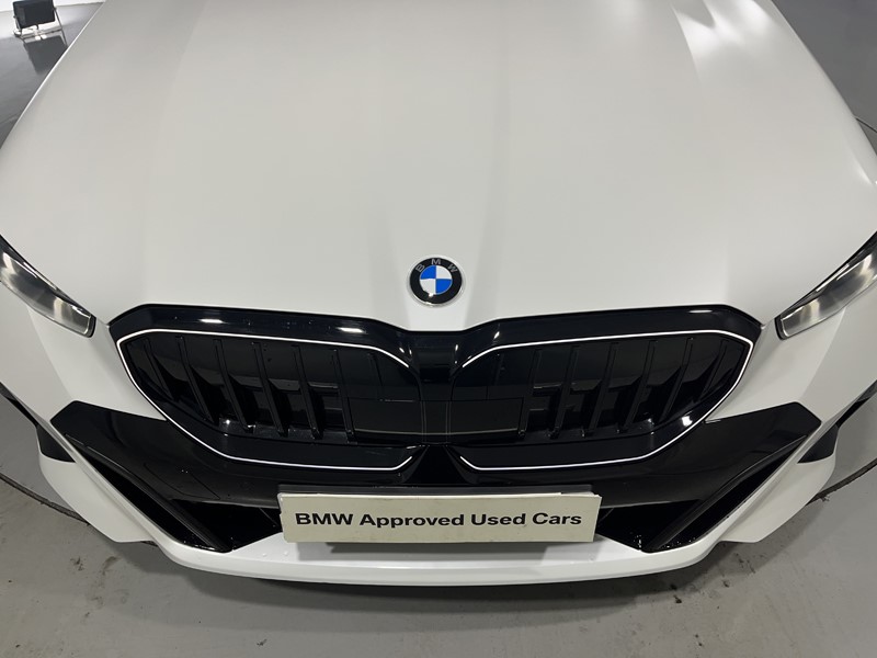 2025 (25) BMW 5 SERIES 520i M Sport Pro 4dr Auto 5434461