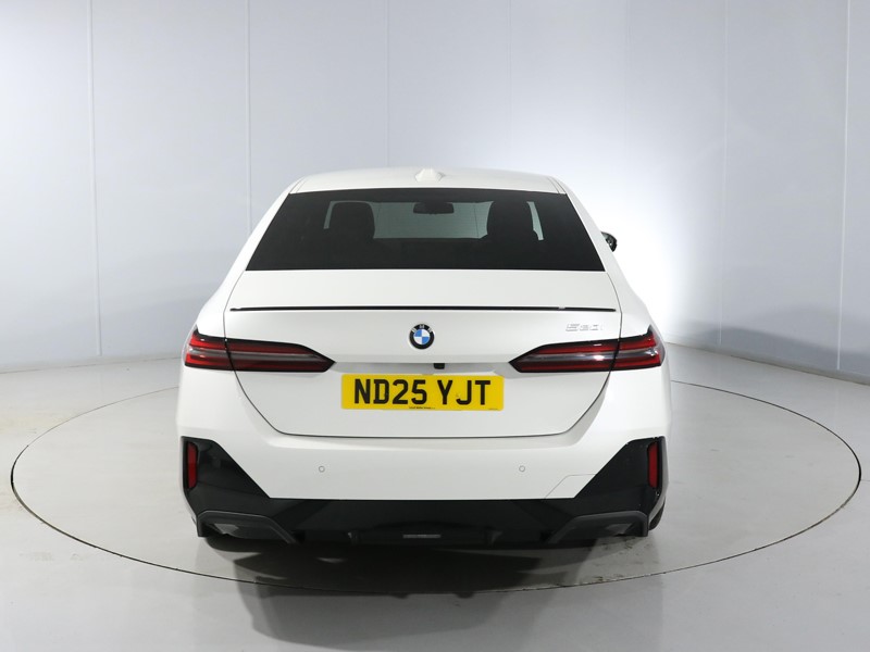 2025 (25) BMW 5 SERIES 520i M Sport Pro 4dr Auto 5434434