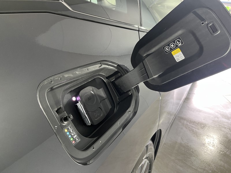 2023 (23) BMW iX 240kW xDrive40 M Sport 76.6kWh 5dr Auto 5398747