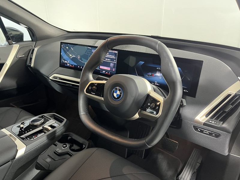 2023 (23) BMW iX 240kW xDrive40 M Sport 76.6kWh 5dr Auto 5398708