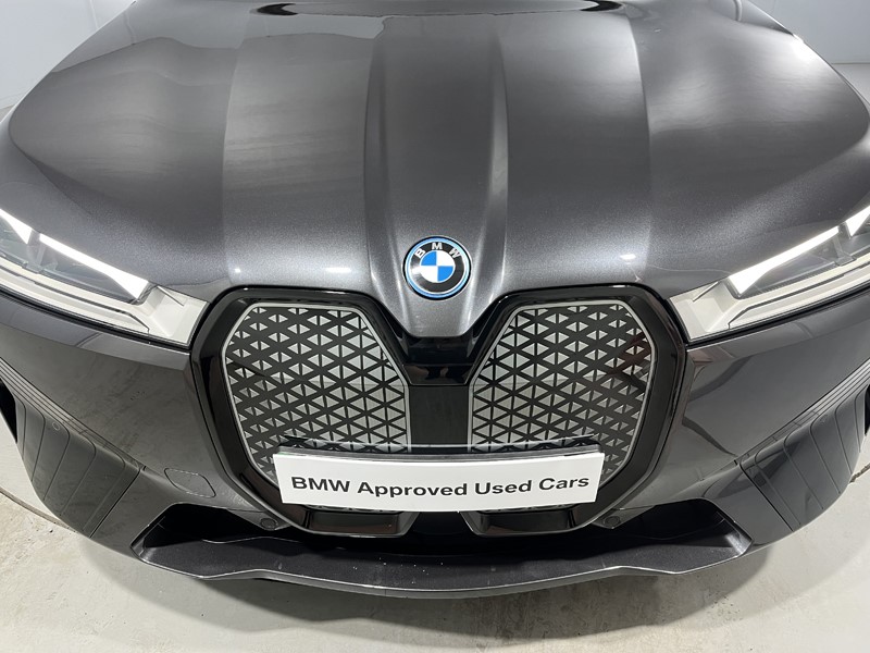 2023 (23) BMW iX 240kW xDrive40 M Sport 76.6kWh 5dr Auto 5398745