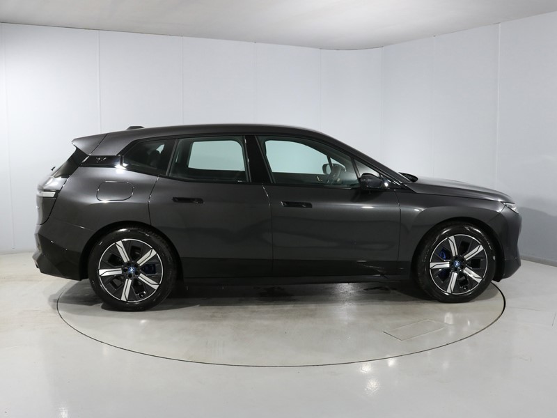 2023 (23) BMW iX 240kW xDrive40 M Sport 76.6kWh 5dr Auto 5398705