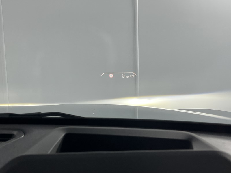 2025 (25) BMW iX2 150kW eDrive20 M Sport 65kWh 5dr Auto 5415164