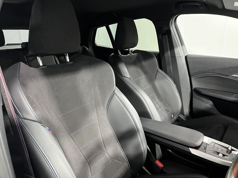 2025 (25) BMW iX2 150kW eDrive20 M Sport 65kWh 5dr Auto 5415149