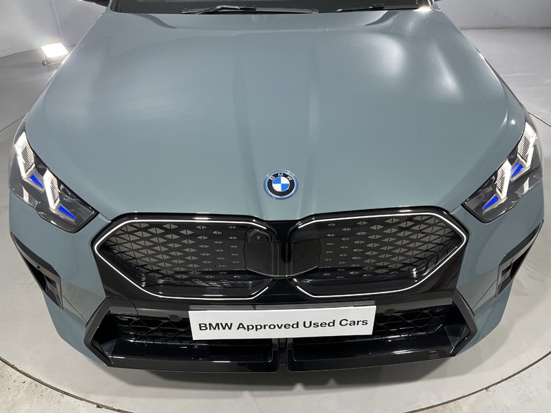 2025 (25) BMW iX2 150kW eDrive20 M Sport 65kWh 5dr Auto 5415178