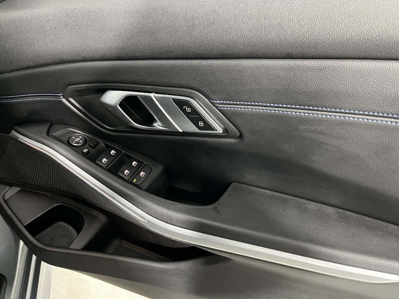 2023 (23) BMW 3 SERIES 320i M Sport 4dr Step Auto 5414517