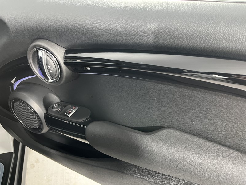 2023 (73) MINI HATCHBACK 1.5 Cooper Classic 3dr Auto 5425428