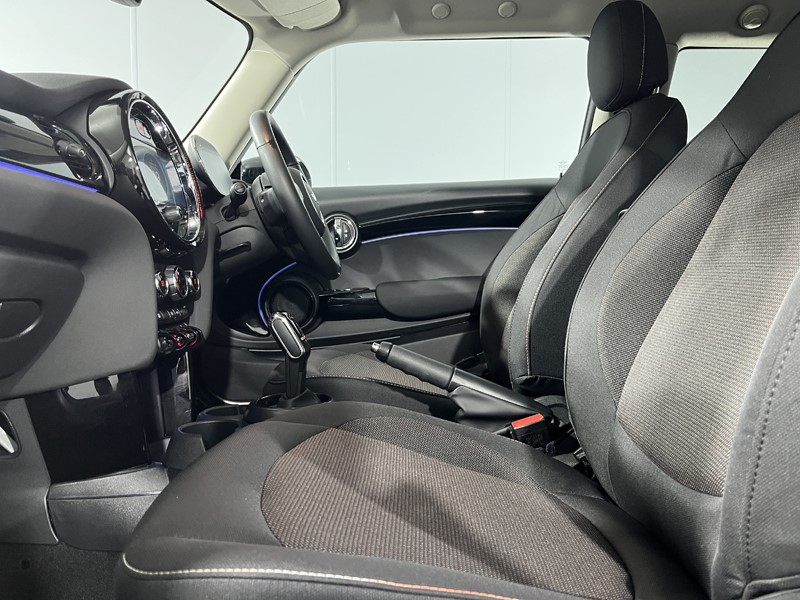 2023 (73) MINI HATCHBACK 1.5 Cooper Classic 3dr Auto 5425443