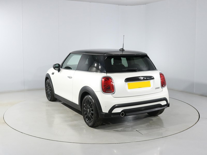 2023 (73) MINI HATCHBACK 1.5 Cooper Classic 3dr Auto