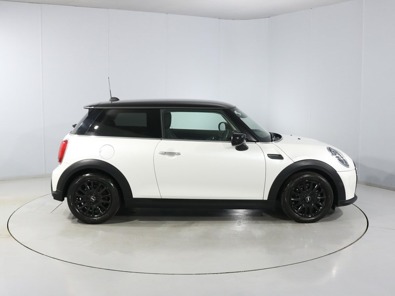 2023 (73) MINI HATCHBACK 1.5 Cooper Classic 3dr Auto 5425414