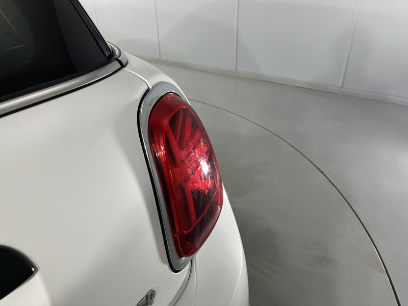 2023 (73) MINI HATCHBACK 1.5 Cooper Classic 3dr Auto 5425448