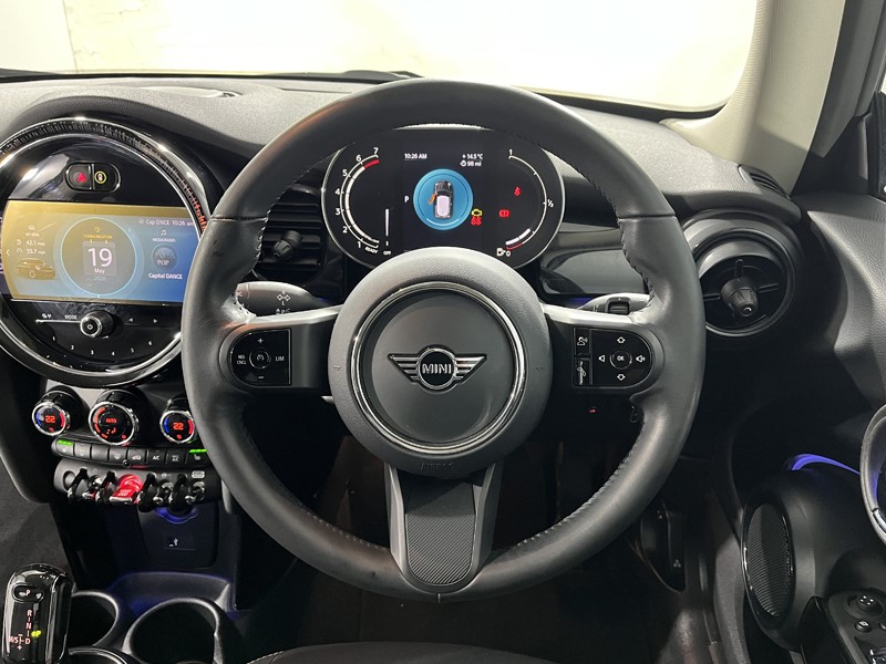 2023 (73) MINI HATCHBACK 1.5 Cooper Classic 3dr Auto 5425416