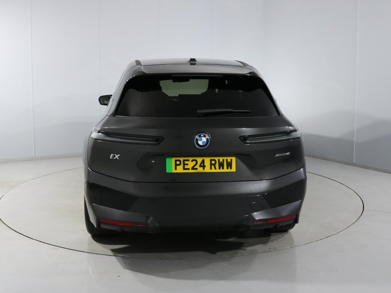 2024 (24) BMW iX 240kW xDrive40 M Sport 76.6kWh 5dr Auto 5421690