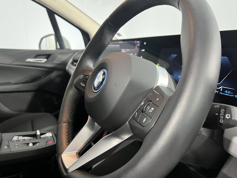 2025 (75) BMW 2 SERIES 225e xDrive Luxury 5dr DCT 5421864