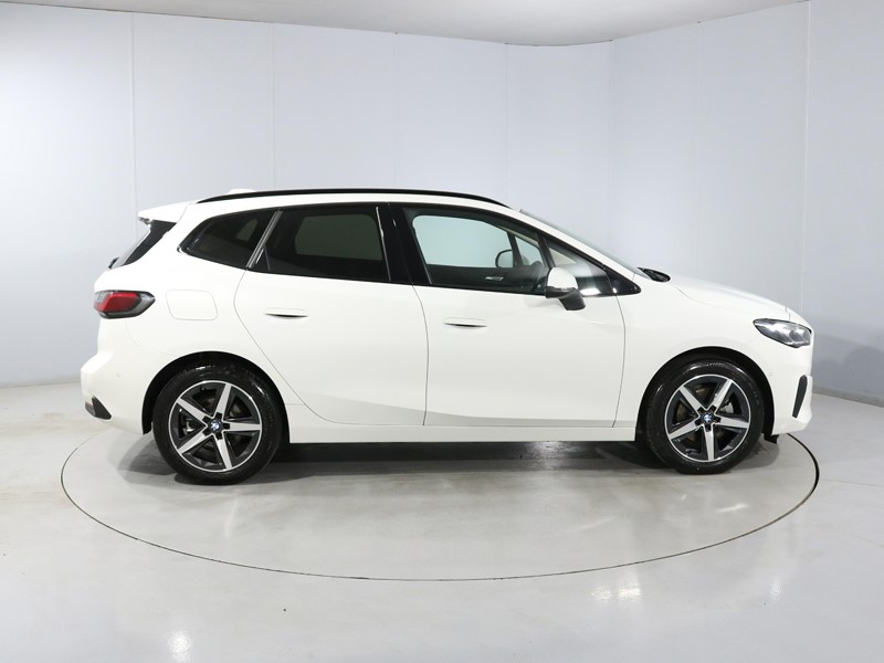 2025 (75) BMW 2 SERIES 225e xDrive Luxury 5dr DCT 5421846