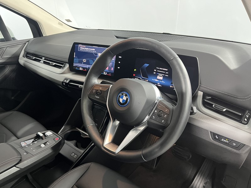 2025 (75) BMW 2 SERIES 225e xDrive Luxury 5dr DCT 5421849