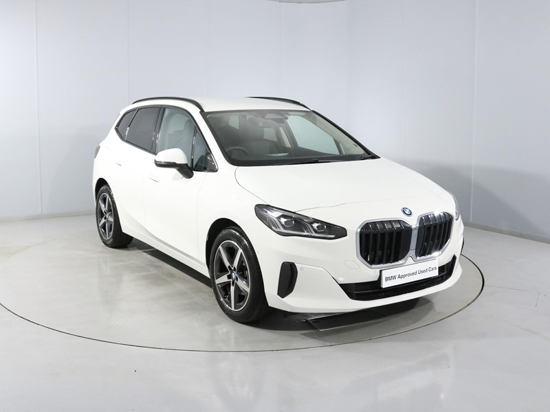 2025 (75) BMW 2 SERIES 225e xDrive Luxury 5dr DCT
