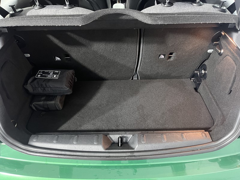2022 (22) MINI HATCHBACK 135kW Cooper S Level 2 33kWh 3dr Auto 5445440