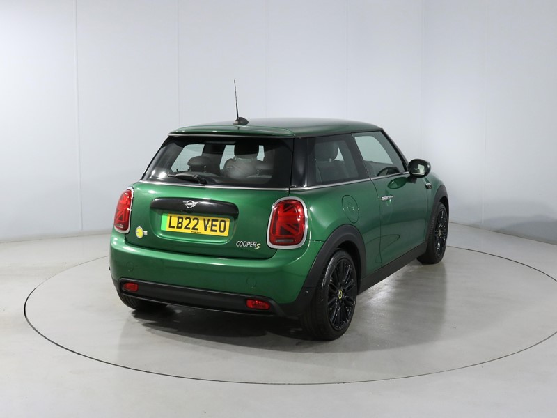 2022 (22) MINI HATCHBACK 135kW Cooper S Level 2 33kWh 3dr Auto 5445469
