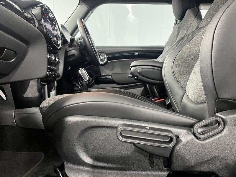 2022 (22) MINI HATCHBACK 135kW Cooper S Level 2 33kWh 3dr Auto 5445461