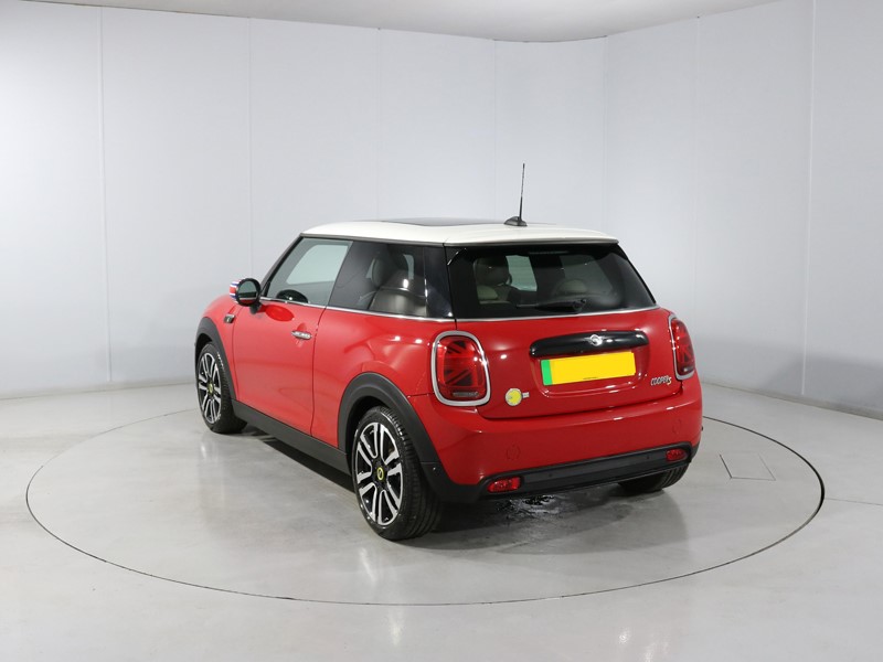 2023 (23) MINI HATCHBACK 135kW Cooper S Level 3 33kWh 3dr Auto 1