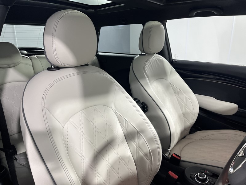 2023 (23) MINI HATCHBACK 135kW Cooper S Level 3 33kWh 3dr Auto 5438834
