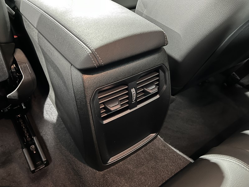 2024 (24) BMW 2 SERIES 220i M Sport 2dr Step Auto 5443009