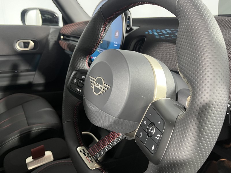 2025 (75) MINI COOPER 2.0 S Sport 3dr Auto 5484364