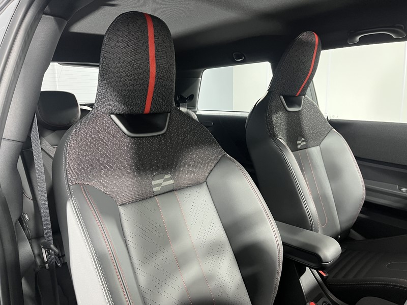 2025 (75) MINI COOPER 2.0 S Sport 3dr Auto 5484354