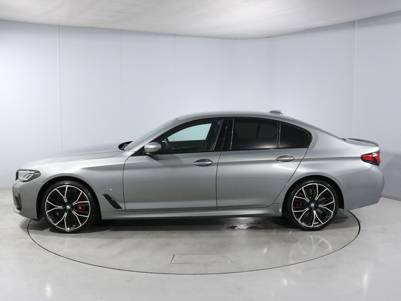 2023 (23) BMW 5 SERIES 520d MHT M Sport 4dr Step Auto 5457067